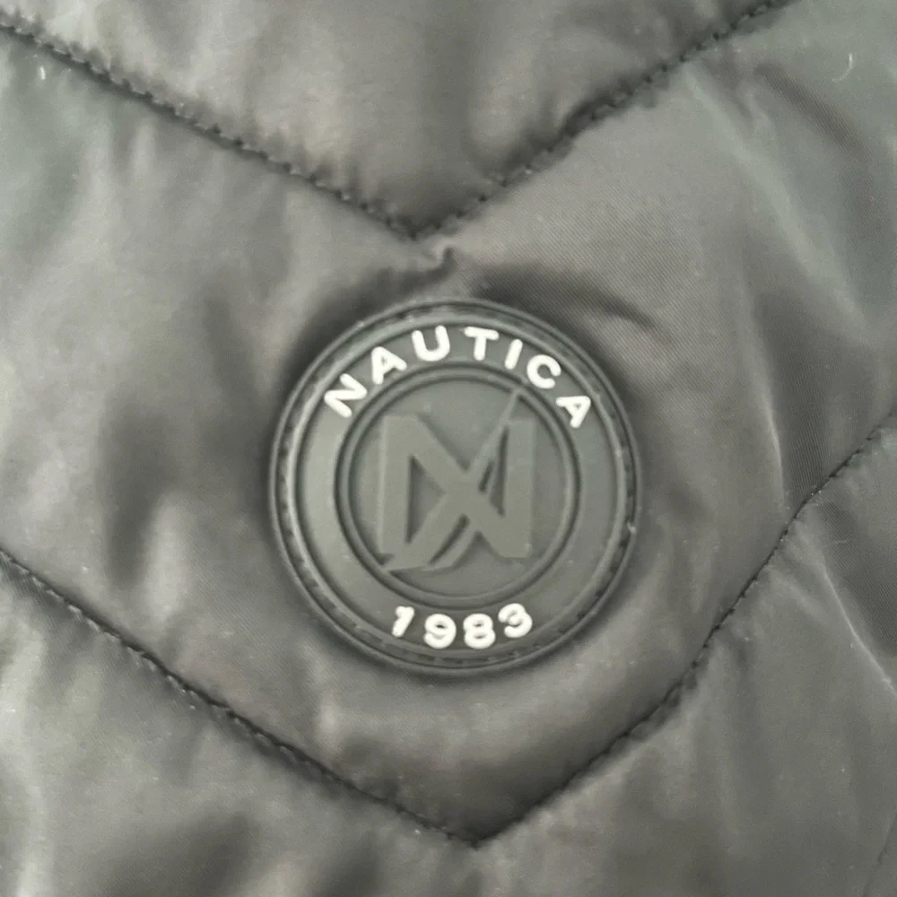 Nautica Black Puffer Jacket with Quilted Design - Picture 4 of 5